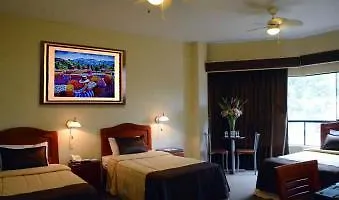 El Faro Inn
